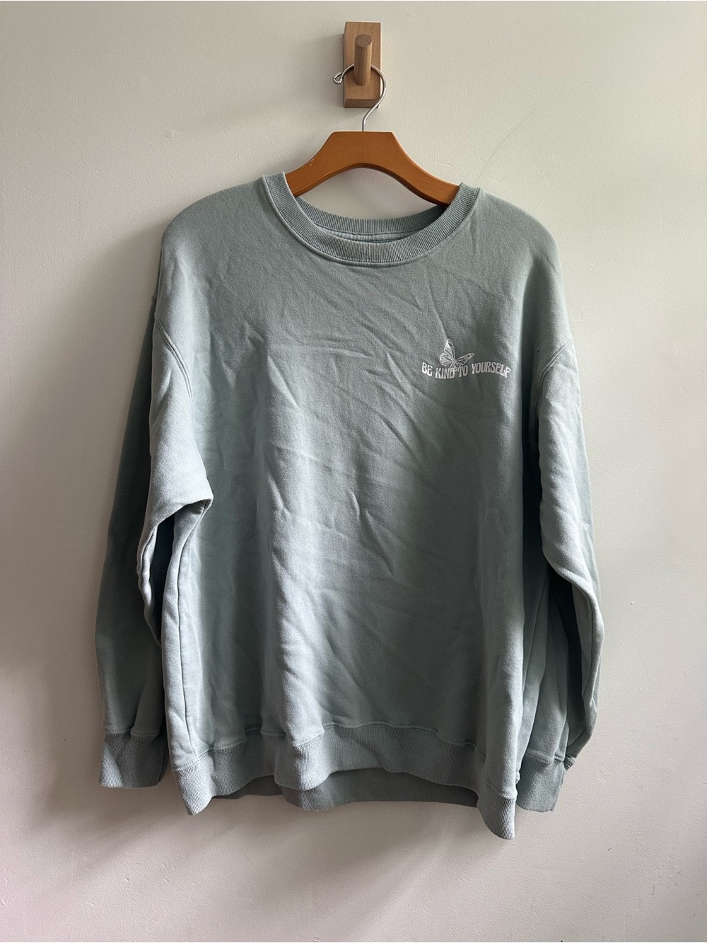 Hollister Women’s Be Kind To Yourself Sage Green Sweatshirt Size Medium